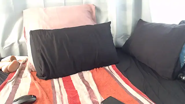 Lucia-boobs online show from July 23, 2026, 2:04 pm