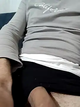 sessadasiz online show from April 11, 2026, 8:24 pm