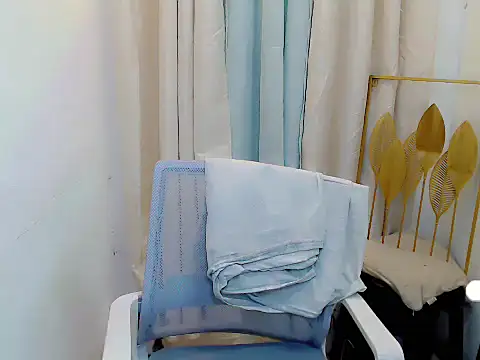 Snapshot of Midnightsnack88 chatting on May 11, 2026, 1:11 am Midnightsnack88 online show from May 11, 2026, 1:11 am