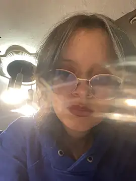 samantha dulce online show from March 30, 2026, 8:43 pm