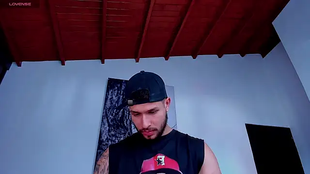 Snapshot of Santos_ramirez1 chatting on April 2, 2026, 1:09 pm Santos ramirez1 online show from April 2, 2026, 1:09 pm