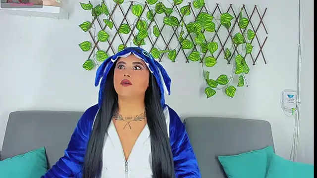 Arialane  online show from March 29, 2026, 3:28 am