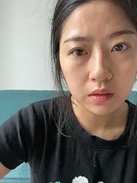 Olivia PINK0322 online show from April 27, 2026, 4:54 am