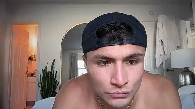 Snapshot of nicoferraroxx chatting on March 22, 2026, 9:07 pm nicoferraroxx online show from March 22, 2026, 9:07 pm