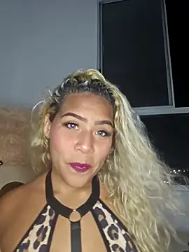 Nayaraluz online show from March 24, 2026, 2:27 am