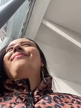 Snapshot of AuldCashbox chatting on March 26, 2026, 12:55 pm AuldCashbox online show from March 26, 2026, 12:55 pm