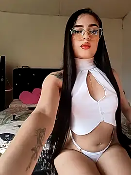 GeishaToro online show from March 25, 2026, 8:37 pm