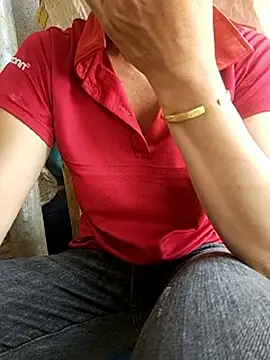 Snapshot of Lucky-beo chatting on May 16, 2026, 12:51 am Lucky-beo online show from May 16, 2026, 12:51 am