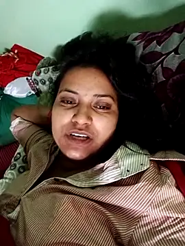 Snapshot of Diyagupta26 chatting on April 3, 2026, 4:32 am Diyagupta26 online show from April 3, 2026, 4:32 am