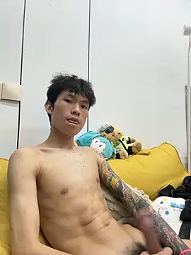 zzzzppp3 online show from May 2, 2026, 3:22 am