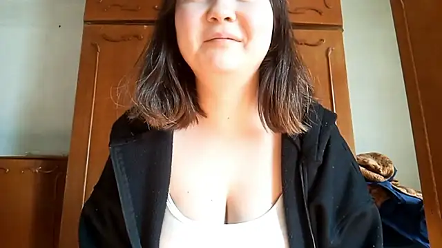 ayavexy online show from March 26, 2026, 7:58 am