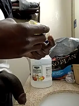 KingBlackStallion online show from April 19, 2026, 4:23 am