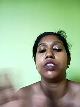 Snapshot of bannerjeesneha20 chatting on April 23, 2026, 4:57 am bannerjeesneha20 online show from April 23, 2026, 4:57 am