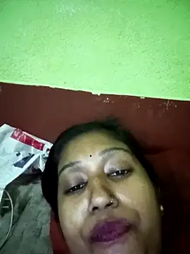 Snapshot of bannerjeesneha20 chatting on April 24, 2026, 2:19 pm bannerjeesneha20 online show from April 24, 2026, 2:19 pm