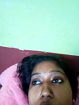 Snapshot of bannerjeesneha20 chatting on April 29, 2026, 3:10 am bannerjeesneha20 online show from April 29, 2026, 3:10 am