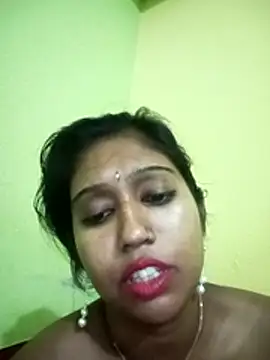 Snapshot of bannerjeesneha20 chatting on May 8, 2026, 2:55 pm bannerjeesneha20 online show from May 8, 2026, 2:55 pm