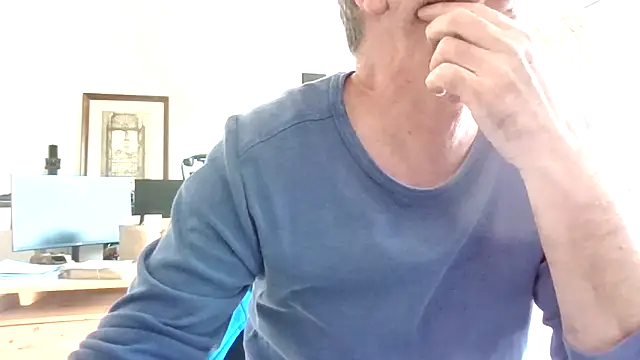 Snapshot of HotLucas66 chatting on April 1, 2026, 1:41 pm HotLucas66 online show from April 1, 2026, 1:41 pm