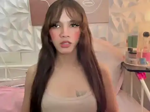 Snapshot of Leijona_Milker chatting on May 8, 2026, 2:33 pm Leijona Milker online show from May 8, 2026, 2:33 pm