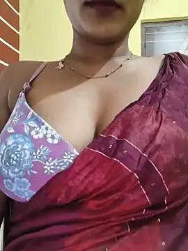 Snapshot of Rubina_Love chatting on June 9, 2026, 12:11 am Rubina Love online show from June 9, 2026, 12:11 am