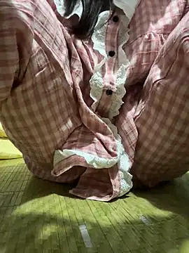 Snapshot of Aly_208 chatting on March 31, 2026, 2:17 pm Aly 208 online show from March 31, 2026, 2:17 pm