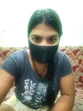 Snapshot of Pg_hot_girl chatting on May 6, 2026, 10:42 am Pg hot girl online show from May 6, 2026, 10:42 am