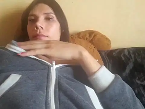 Snapshot of GinaLaFenix chatting on August 1, 2026, 4:17 pm GinaLaFenix online show from August 1, 2026, 4:17 pm