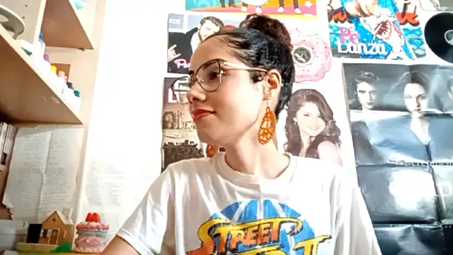 Snapshot of KaylaRise chatting on March 26, 2026, 5:18 pm KaylaRise online show from March 26, 2026, 5:18 pm