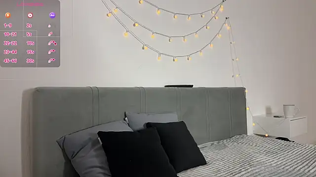 meowchaa online show from April 19, 2026, 5:12 pm