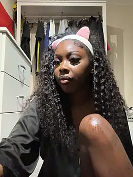 k ashantixx online show from March 27, 2026, 11:48 pm