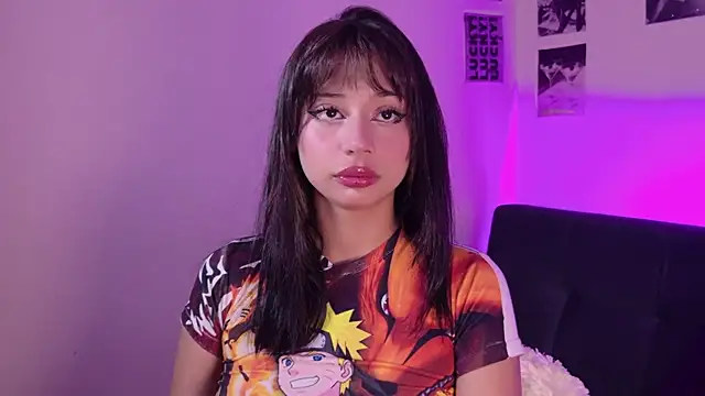 Snapshot of SerenBleck chatting on June 16, 2026, 11:24 am SerenBleck online show from June 16, 2026, 11:24 am