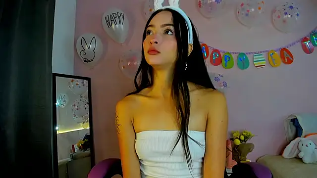 Daphne Rosse online show from April 5, 2026, 12:02 pm