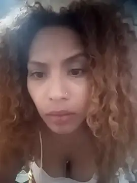 Snapshot of SolashLitzy_Curly chatting on May 18, 2026, 5:24 am SolashLitzy Curly online show from May 18, 2026, 5:24 am