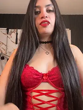 Darkrisnah online show from May 8, 2026, 9:20 pm