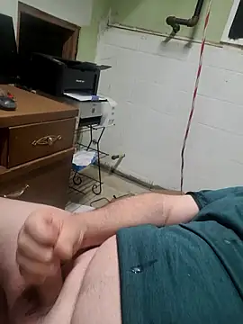 bigbearusa74 online show from March 24, 2026, 12:32 pm