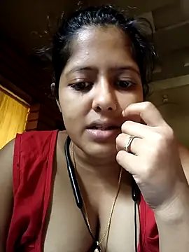 Snapshot of Aditi_sarkar chatting on May 4, 2026, 5:36 am Aditi sarkar online show from May 4, 2026, 5:36 am