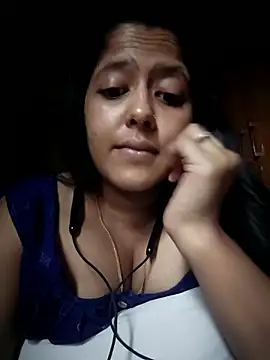 Snapshot of Aditi_sarkar chatting on May 21, 2026, 10:33 am Aditi sarkar online show from May 21, 2026, 10:33 am