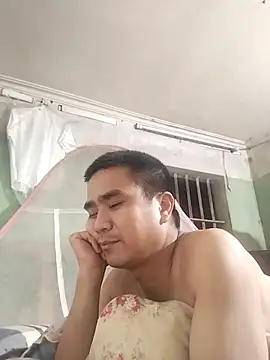 Snapshot of Tinh_love chatting on April 18, 2026, 2:21 pm Tinh love online show from April 18, 2026, 2:21 pm