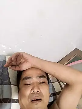Snapshot of Tinh_love chatting on April 21, 2026, 1:42 am Tinh love online show from April 21, 2026, 1:42 am