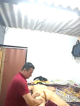 DosAlmasArdientesED online show from April 2, 2026, 10:29 pm