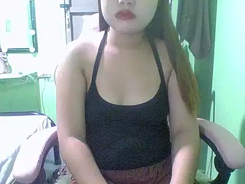 Snapshot of mae68902 chatting on April 18, 2026, 7:07 pm mae68902 online show from April 18, 2026, 7:07 pm