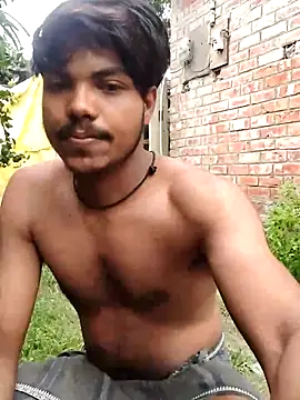 Snapshot of luck00y chatting on July 12, 2026, 1:29 am luck00y online show from July 12, 2026, 1:29 am