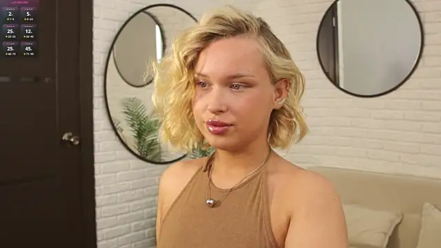 Snapshot of angelic_coy chatting on May 12, 2026, 12:13 pm angelic coy online show from May 12, 2026, 12:13 pm