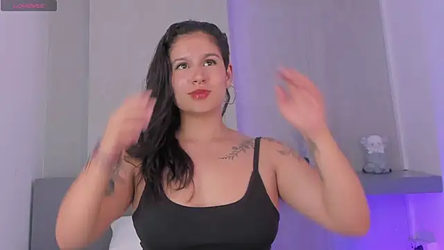 Snapshot of aurarosse_ chatting on March 25, 2026, 12:22 pm aurarosse online show from March 25, 2026, 12:22 pm