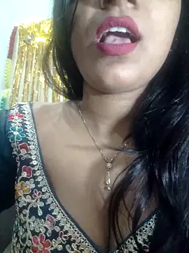 Snapshot of khushi_ji00 chatting on June 12, 2026, 6:40 pm khushi ji00 online show from June 12, 2026, 6:40 pm