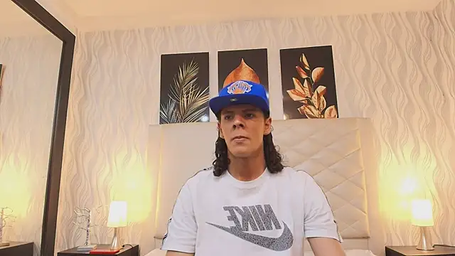 Snapshot of Abravanel_Sefardi chatting on June 15, 2026, 10:01 pm Abravanel Sefardi online show from June 15, 2026, 10:01 pm