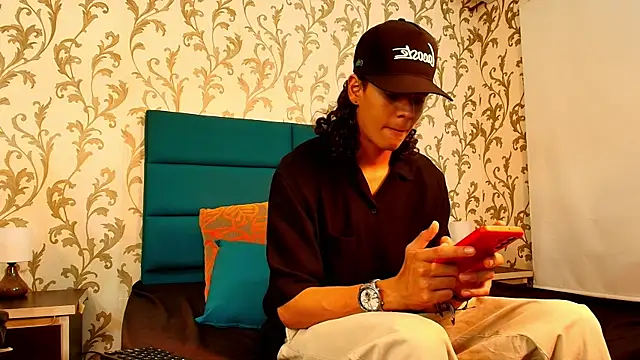 Snapshot of Abravanel_Sefardi chatting on June 16, 2026, 6:32 pm Abravanel Sefardi online show from June 16, 2026, 6:32 pm