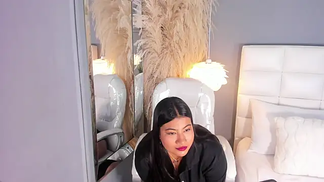 EmilyDrak online show from March 27, 2026, 4:18 am