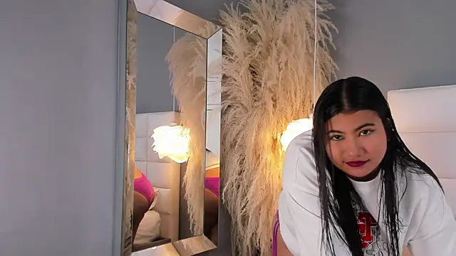 EmilyDrak online show from March 27, 2026, 8:37 am