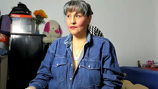 Merlyna Goldenss online show from April 30, 2026, 4:30 am