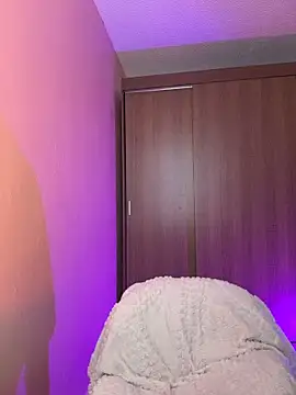 beibi hanna online show from March 25, 2026, 8:48 pm